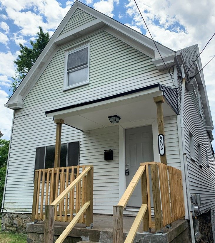 Primary Photo - 6608 Apple Ave Pittsburgh PA 15206