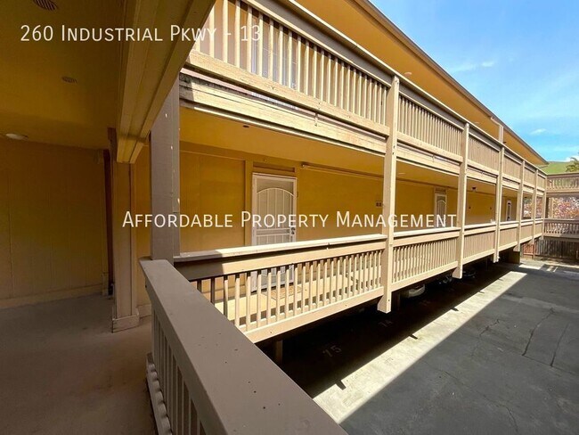 Building Photo - 260 Industrial Parkway #13, Hayward, CA 94544