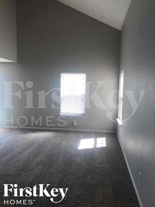 Building Photo - 5251 Austral Dr
