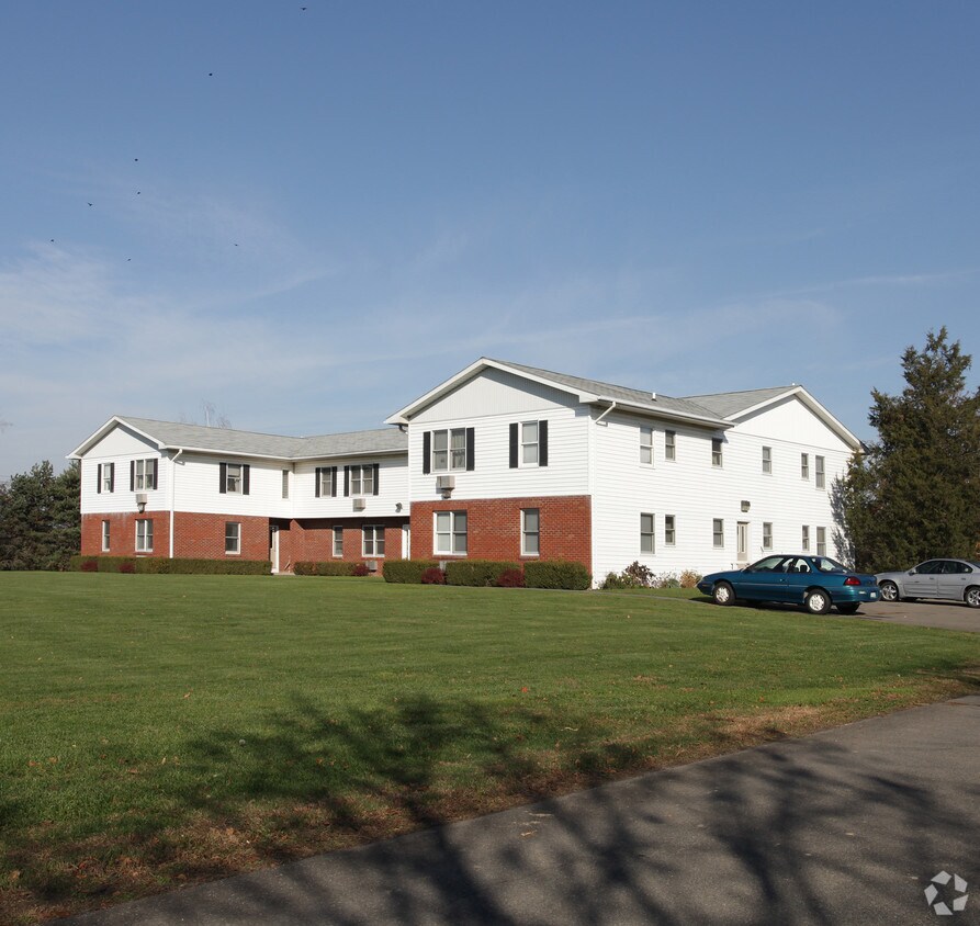 Primary Photo - 11 Memory Ln