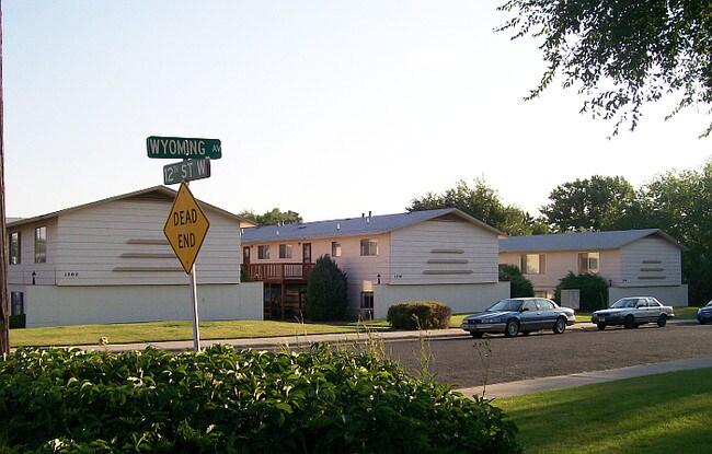 Foto del edificio - B.R. Fishburn Apartments