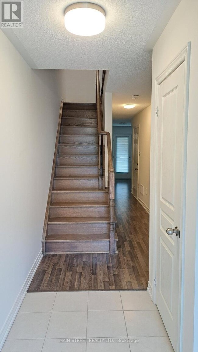 Building Photo - 7 Roy Grv Wy