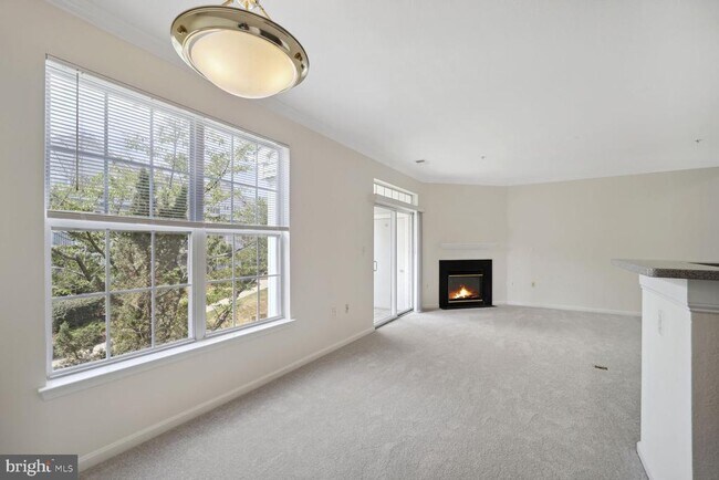 Foto del edificio - 13040 Cabin Creek Rd