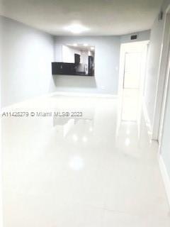 Foto del edificio - 9917 W Okeechobee Rd