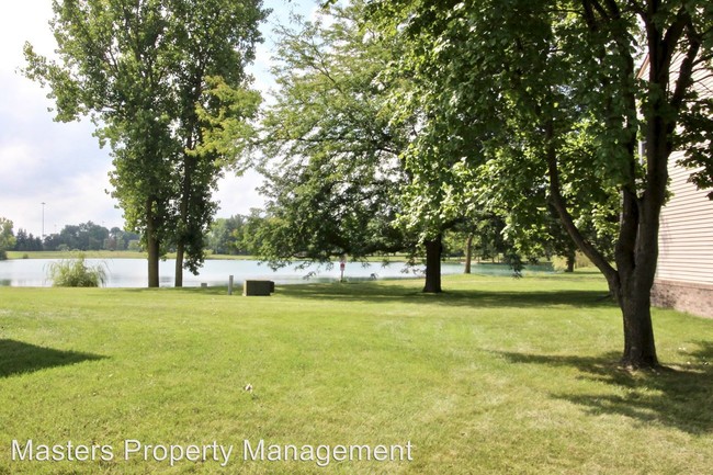 Foto del edificio - 802 Three Meadows Dr