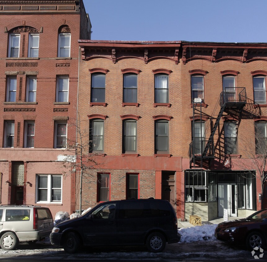 Building Photo - 103 Franklin St