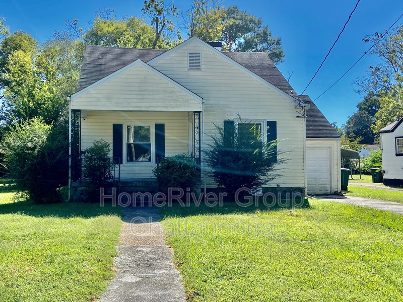 Primary Photo - 4608 Montview Dr