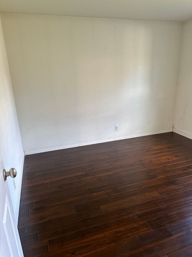 Foto del edificio - 3-bedroom 2 bath House
