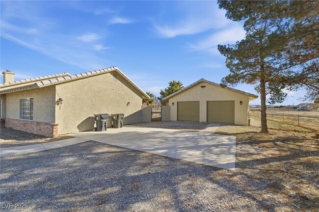 Building Photo - 3091 Unicorn Ave