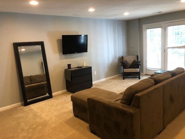Foto del edificio - 149 Parkway Court, Williamsburg, VA 23185
