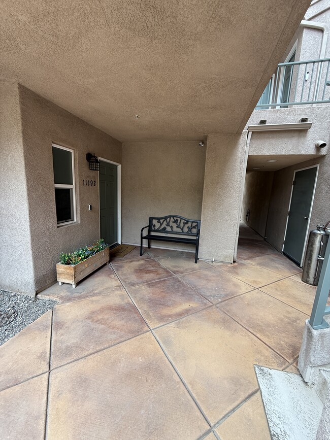 Building Photo - 11192 Snapdragon St