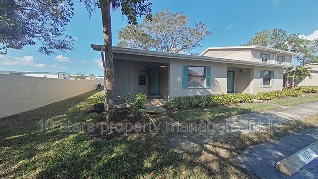 Foto del edificio - 2131 Ridge Rd S