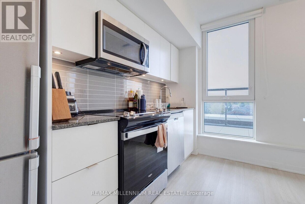 Photo principale - 500-500 Wilson Ave