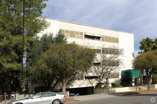 Foto del edificio - Clifton Apartments