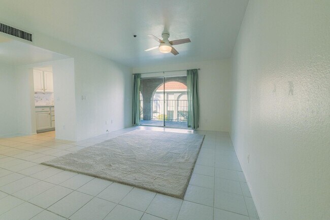 Foto del edificio - 1650 N 87th Terrace