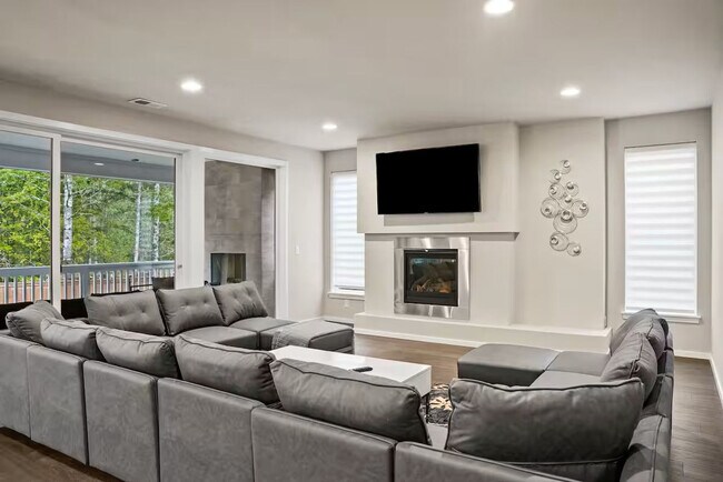Foto del edificio - 4927 Amherst Way SW