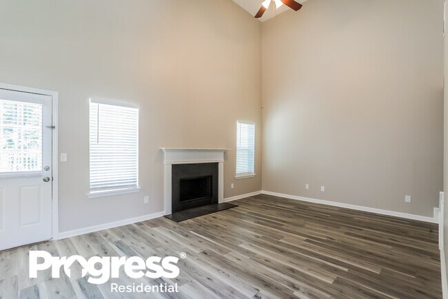 Building Photo - 625 Blueangel Dr