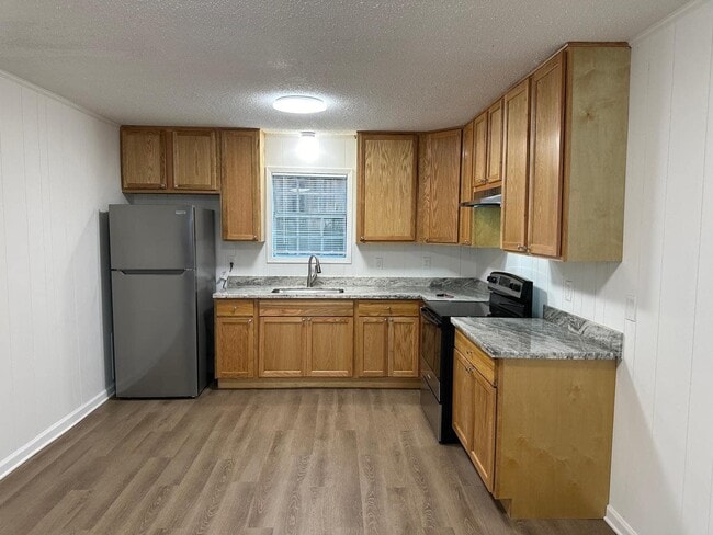 Building Photo - Cheyenne Heights