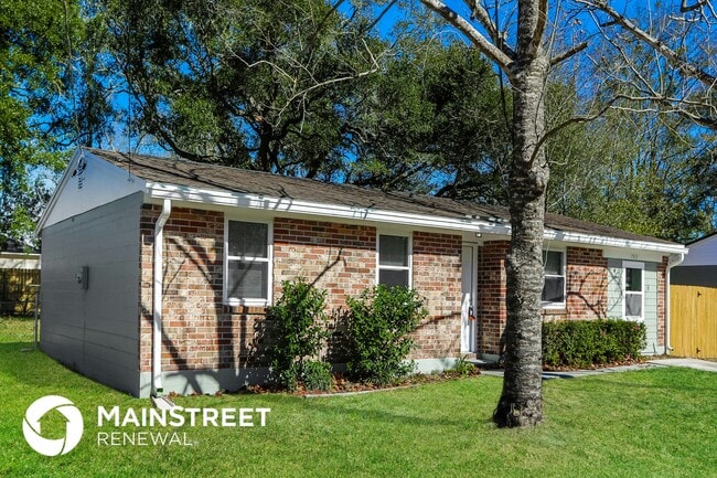 Building Photo - 7313 Zapata Dr