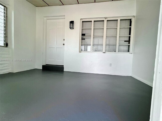 Foto del edificio - 1928 Wilson St