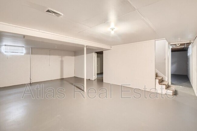 Foto del edificio - 13493 E Tennessee Ave