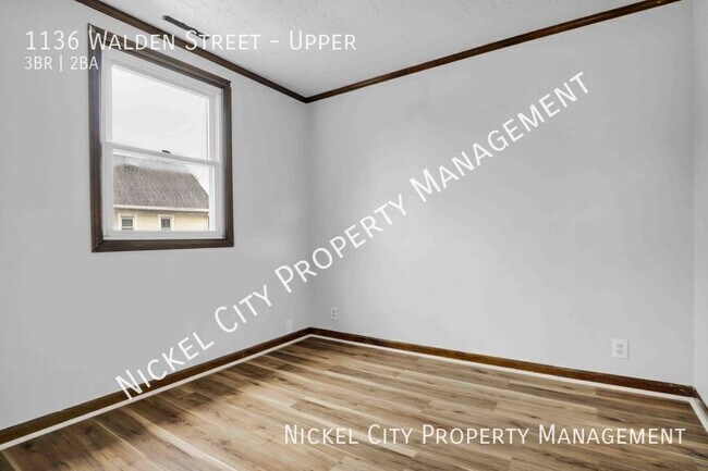 Building Photo - 1136 Walden Ave