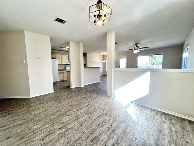 Foto del edificio - 1505 Merrell Cove
