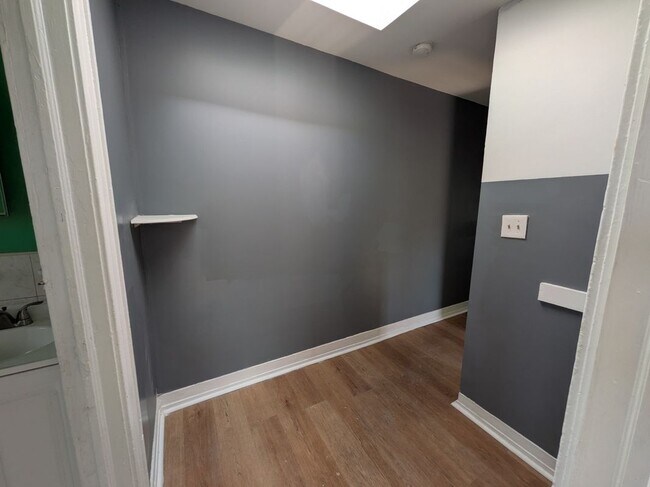 Foto del edificio - 205-11 110th Ave