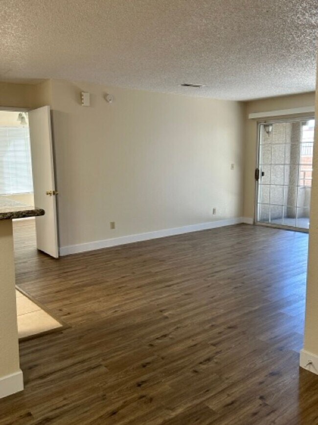Building Photo - 1 bedroom in Amazing Community!
