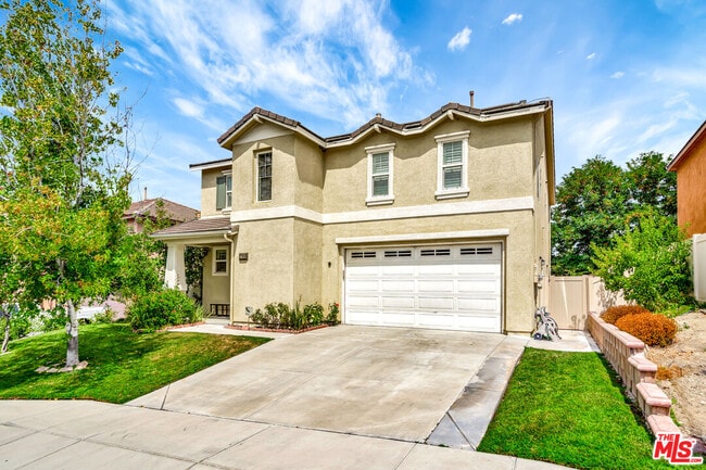 Building Photo - 27060 Mountain Willow Ln