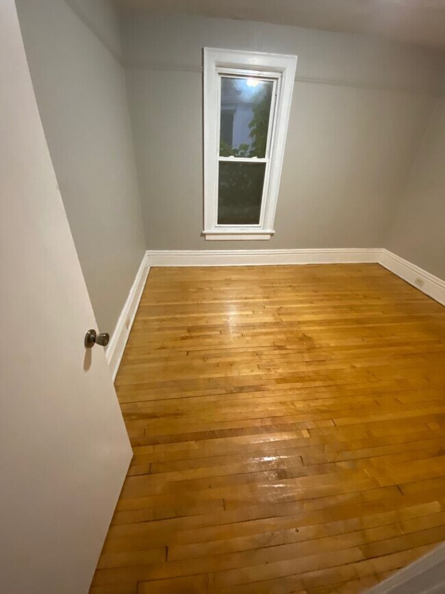 Foto del edificio - 3158A N Richards St