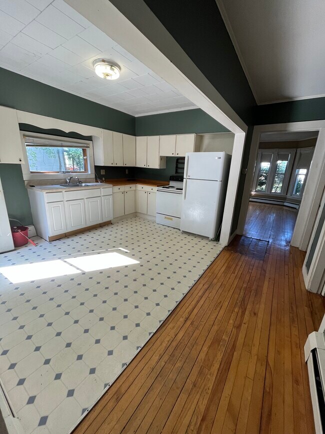 Kitchen - 20 Somerset St
