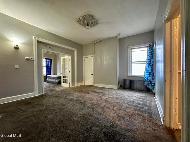 Foto del edificio - 71 Watervliet Ave