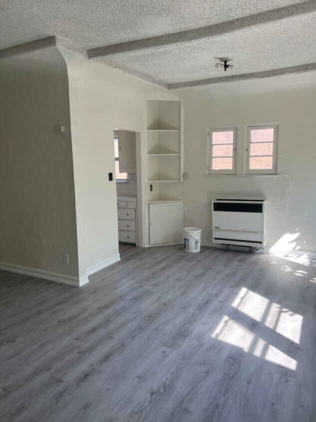 Primary Photo - 4027 Griffin Ave