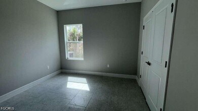Building Photo - 460 Westchester Dr