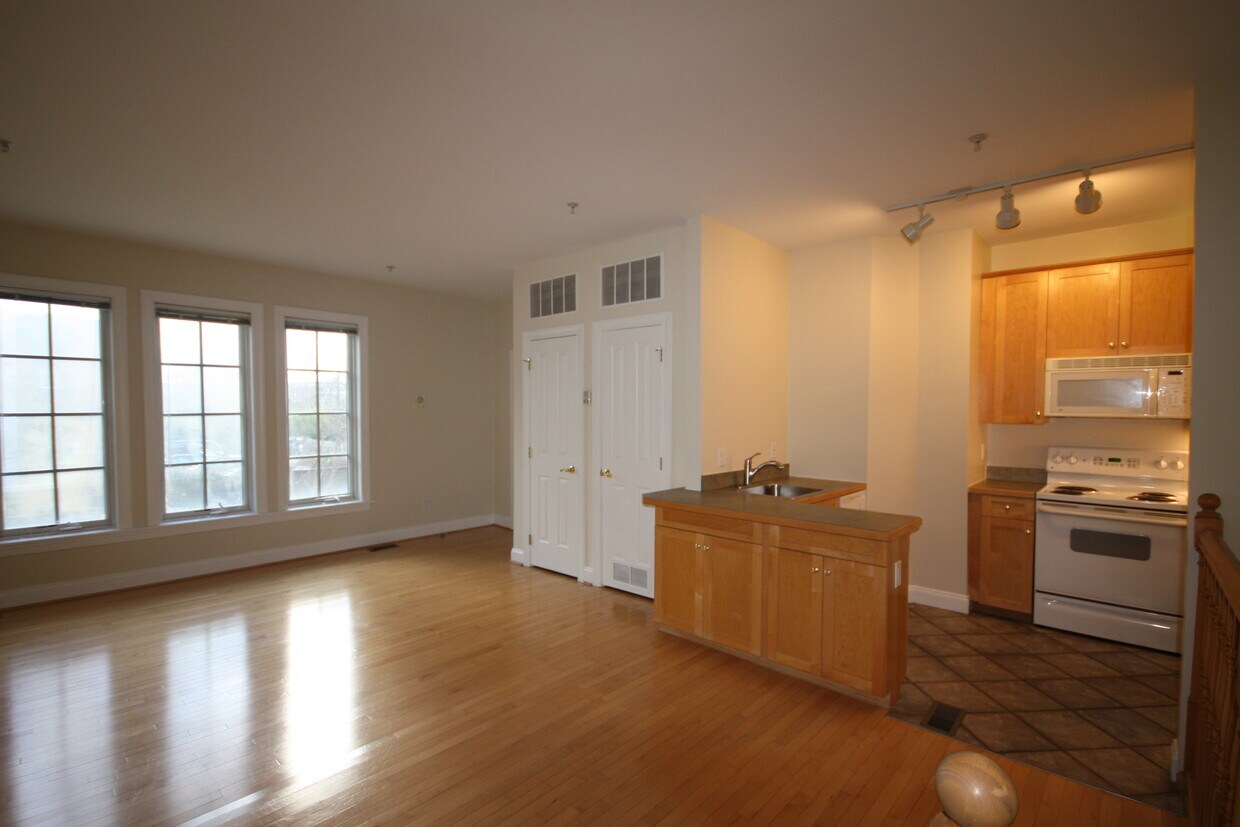 Foto principal - Polk Court Apartments