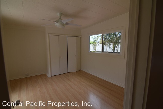 Building Photo - 4 br, 2 bath House - 2969 Manoa Road Upstairs