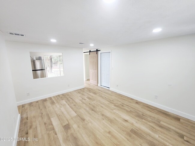 Building Photo - 10235 Monaco Dr