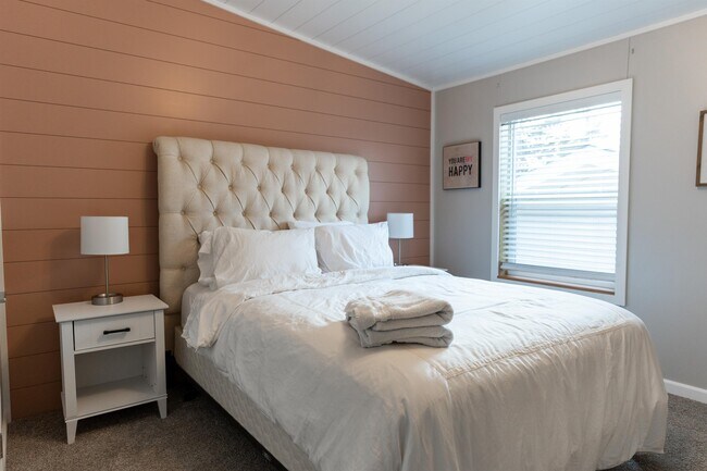 Foto del edificio - 48606 Alder Dr