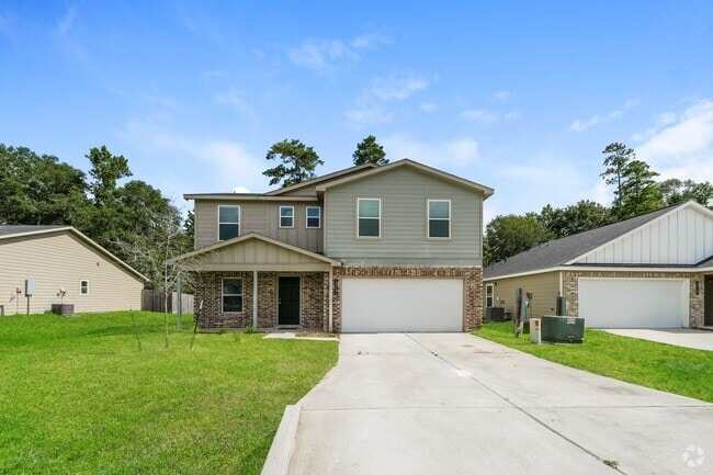 Building Photo - 15763 Del Norte Dr