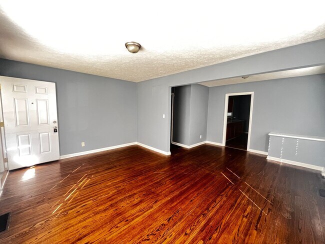 Foto del edificio - 2 Bedroom Home Dixie High Way