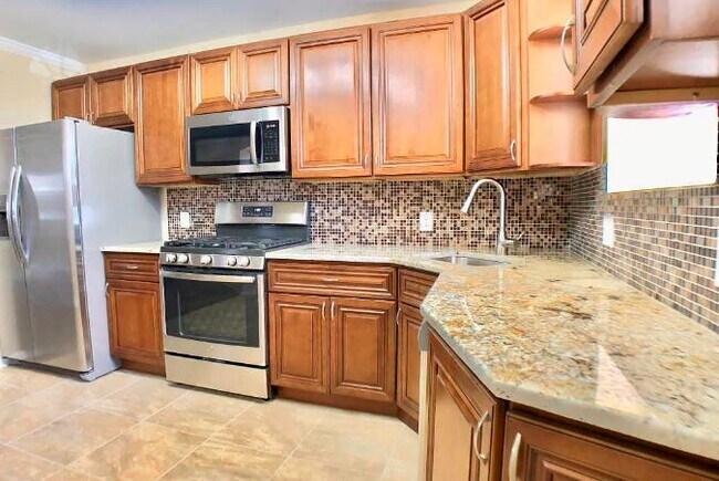 Foto del edificio - 150 E Walnut Ln