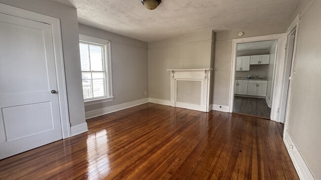 Building Photo - 508 Stuart St