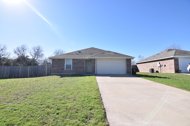 Foto del edificio - 7319 Upland Bend Dr