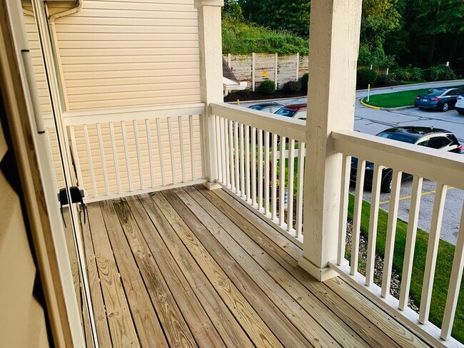 Deck - 15124 Lenox Dr