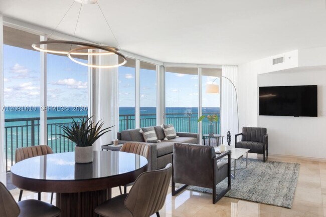 Building Photo - 17375 Collins Ave