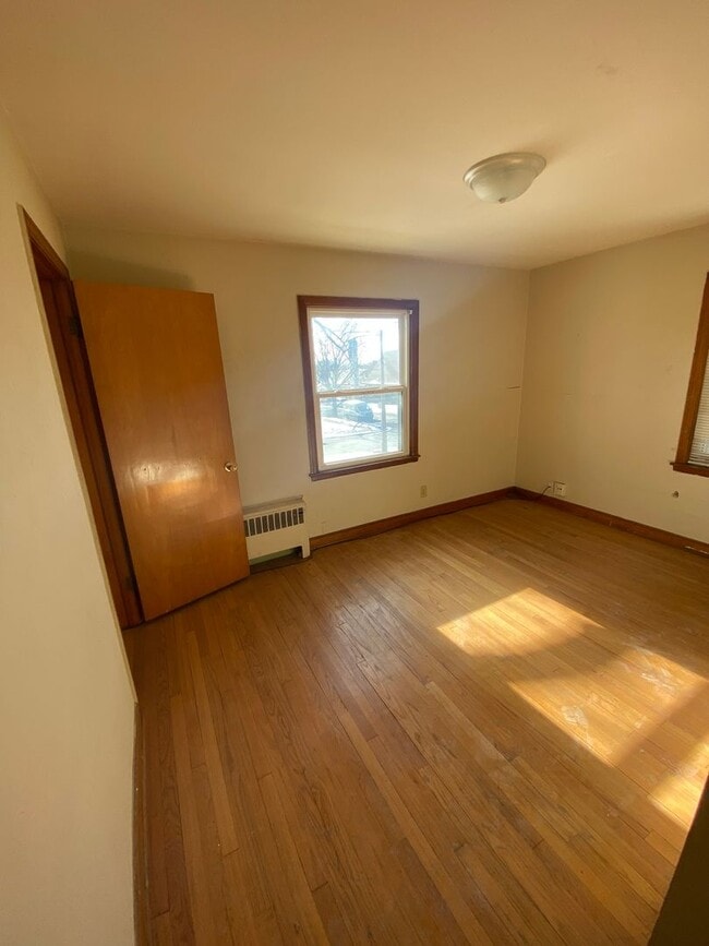 Building Photo - 7224 W Burleigh St
