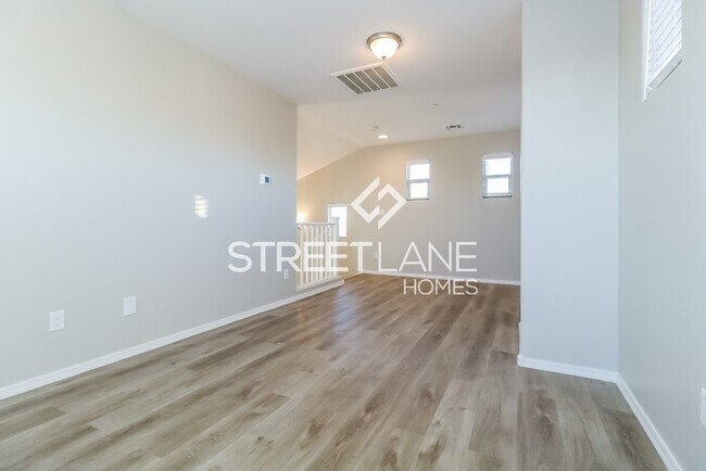 Foto del edificio - 20660 W White Rock Rd