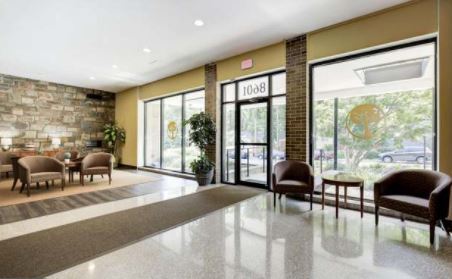 Vestíbulo - 8601 Manchester Rd