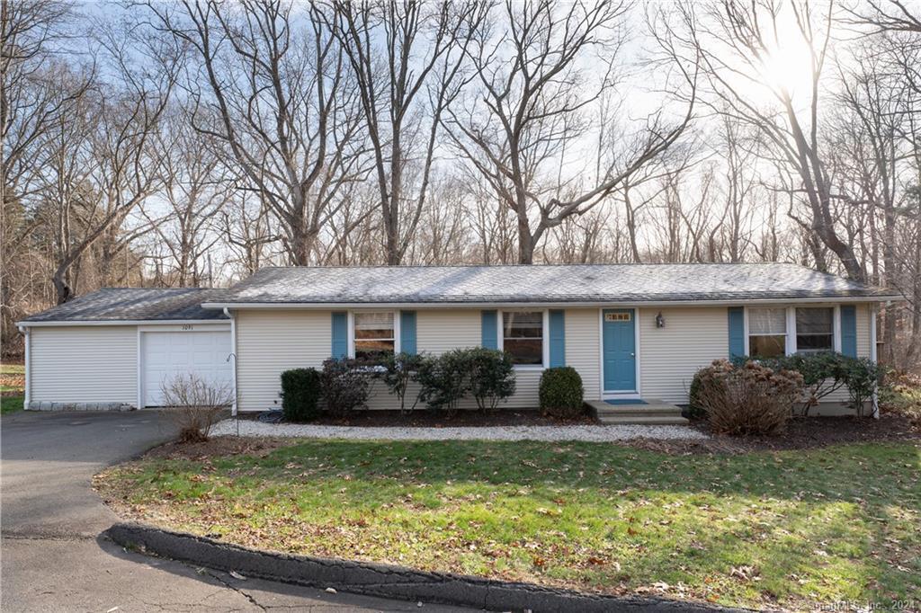 Foto principal - 1091 Boston Post Rd